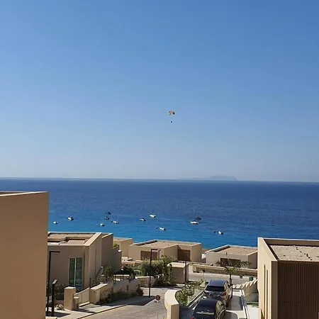 Breroy Palase Coast Himarë