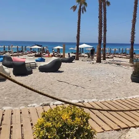 Breroy Palase Coast Villa